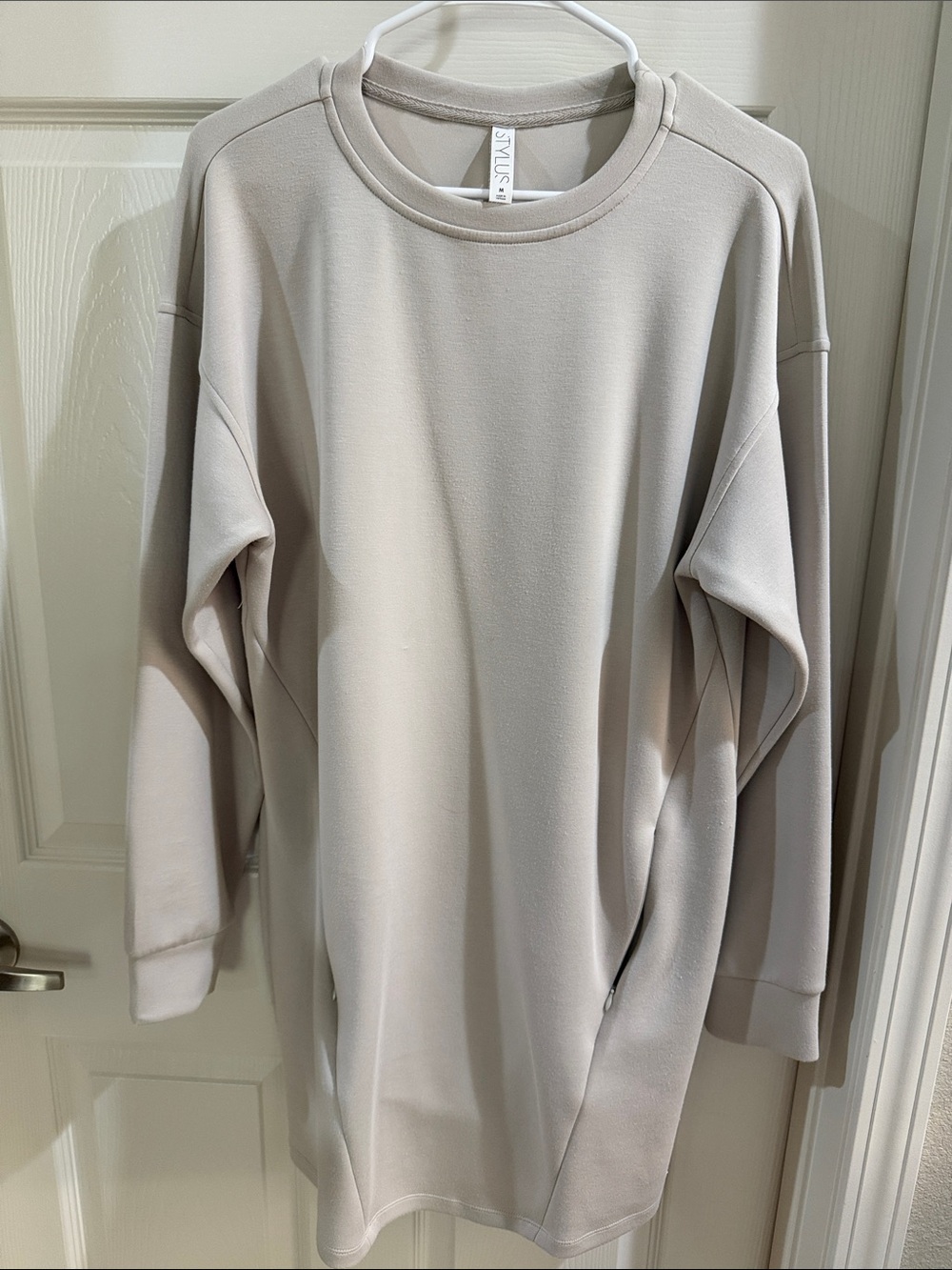 STYLUS Long Sleeve Dress in Light Beige
